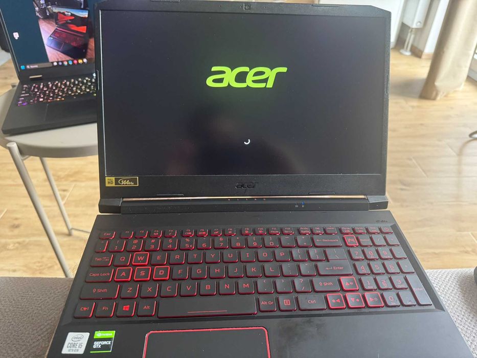 Laptop Acer Nitro 5 i5-10300H/GTX 1650Ti/16GB/SSD  144Hz