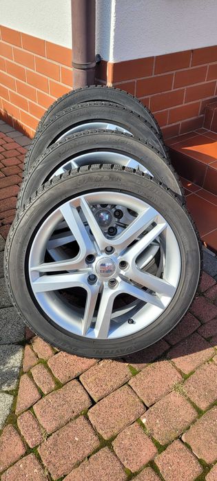 Fabryczne OE koła seat '17 z oponami zimowymi 225/45R17