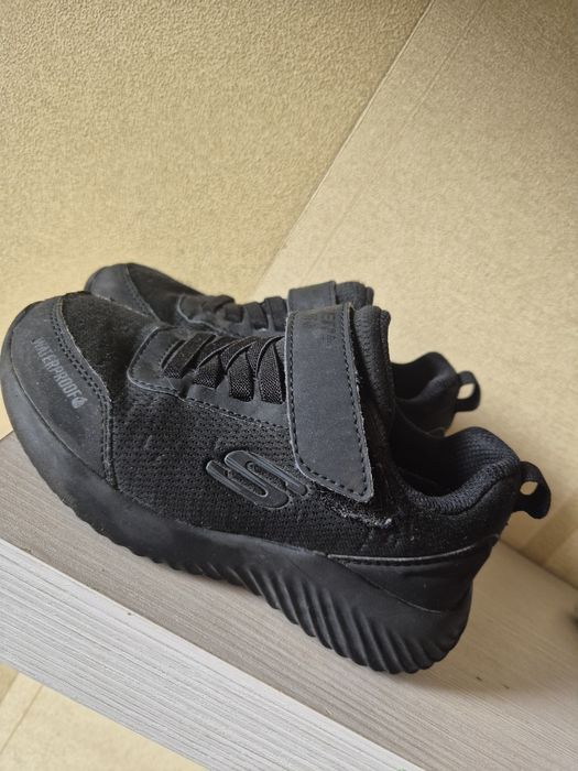 Продам Дитячі кросівки Skechersки Скетчерс