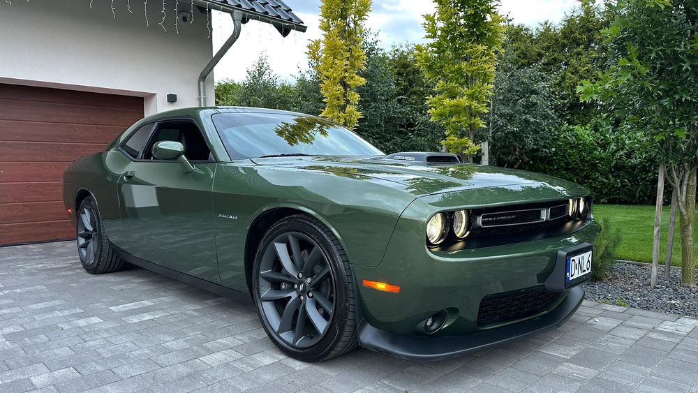 Dodge Challenger 5.7 Shaker 381KM
