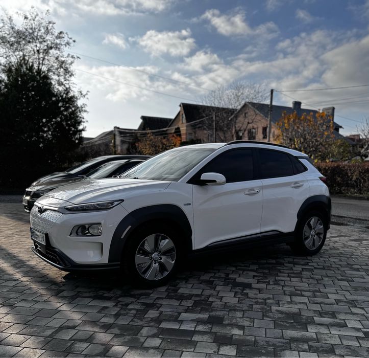 Оренда електромобіля Hyundai Kona