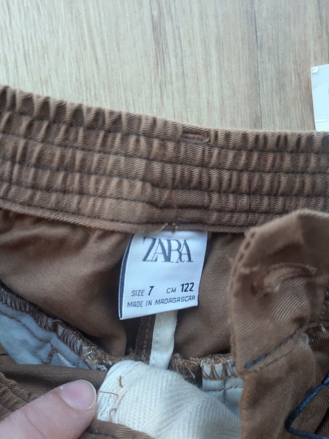 Spodnie Zara 122