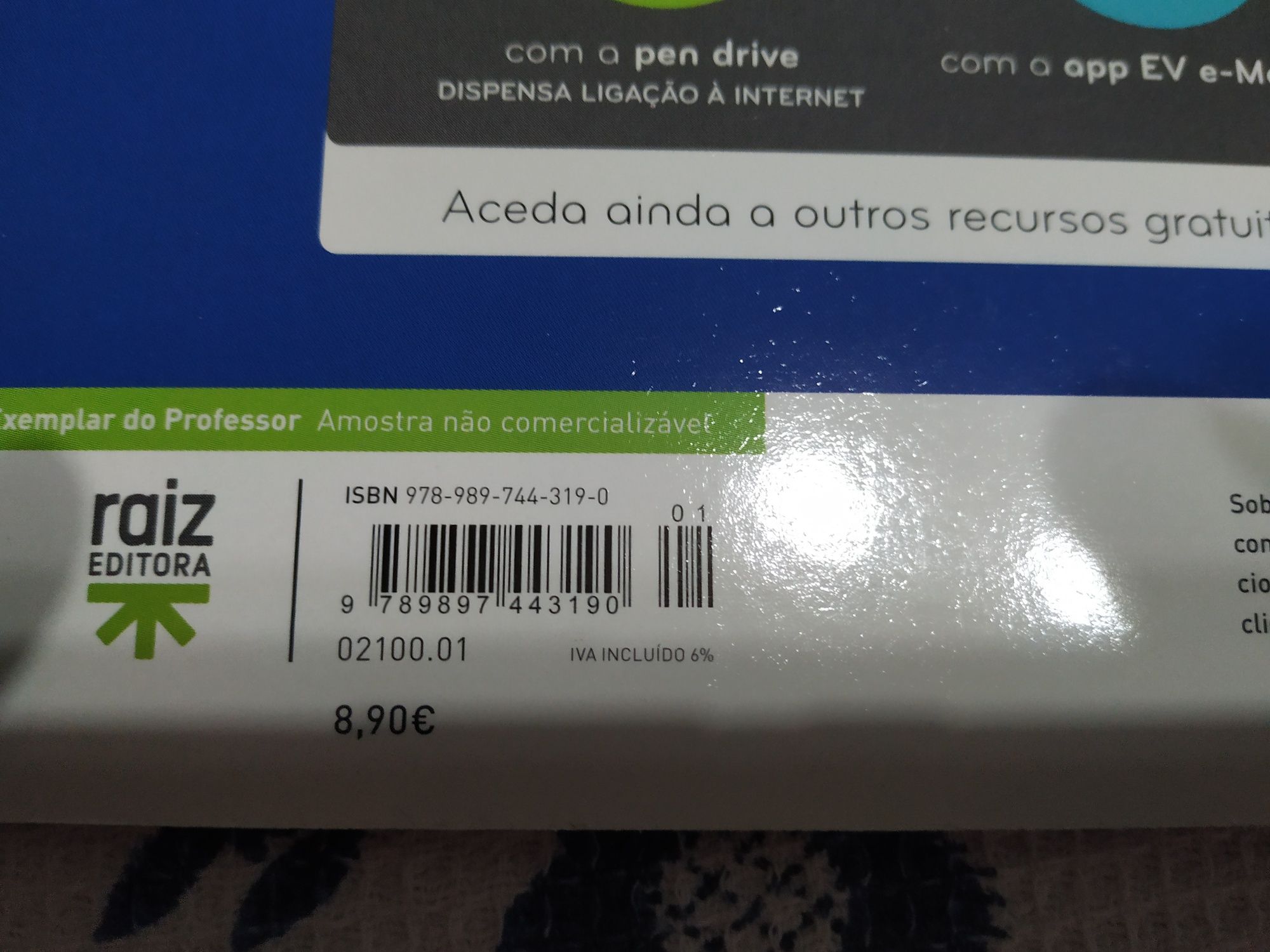 Ípsilon 11 - caderno de atividades 11ºano