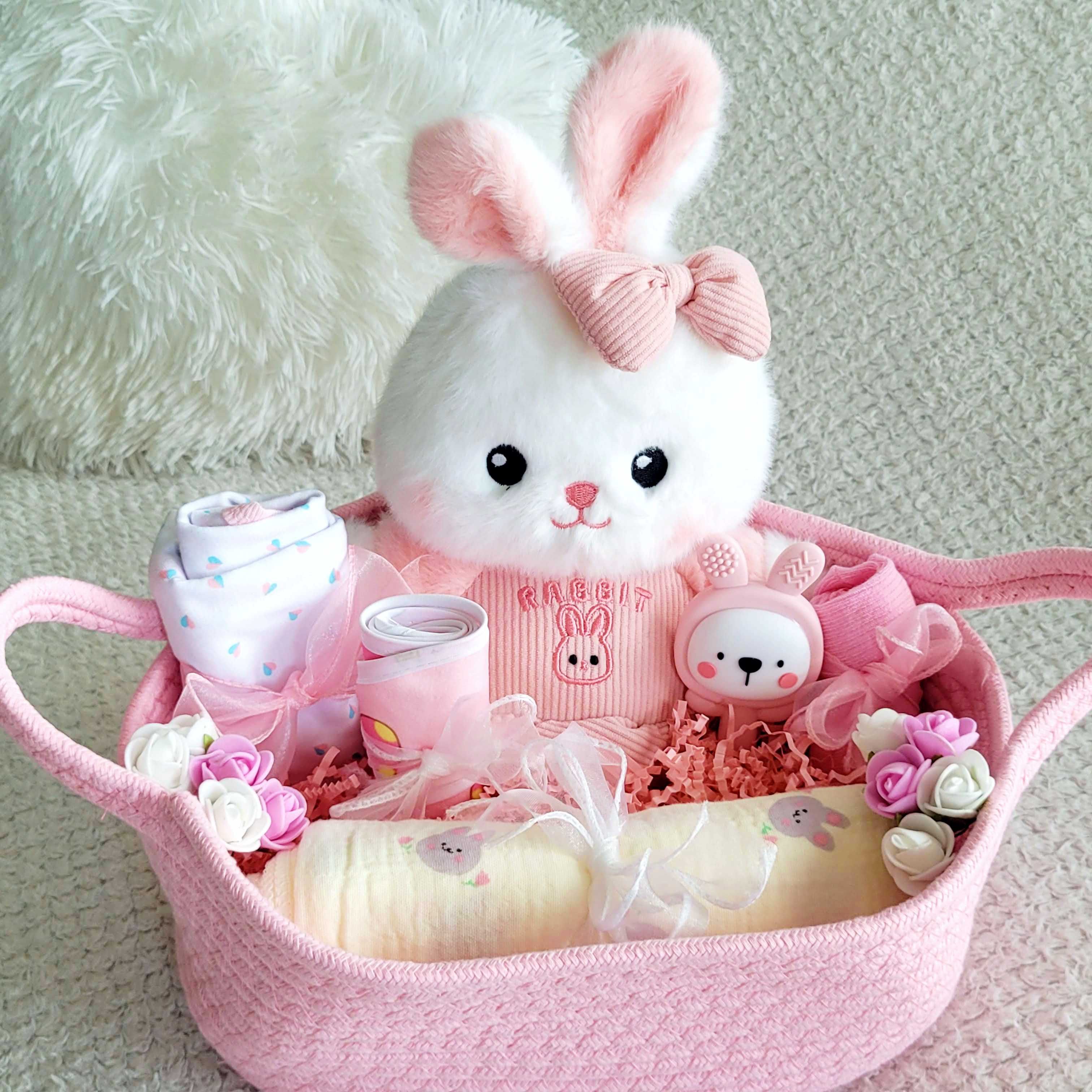 Kosz prezentowy na baby shower / chrzest prezent dla mamy i noworodka