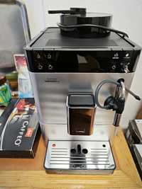 Máquina de Café Automática MELITTA Caffeo Varianza CS