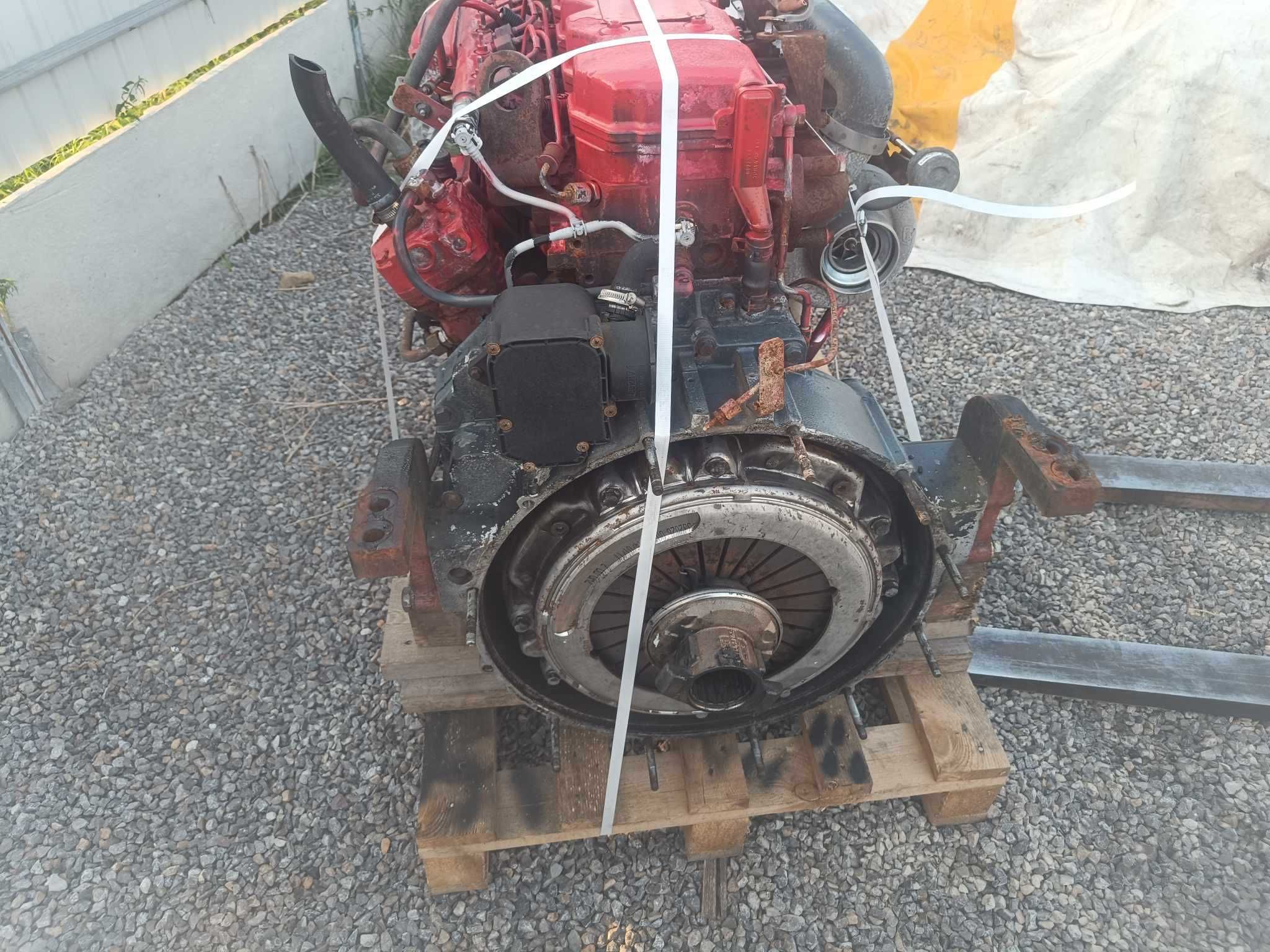Silnik cummins QSB SDE Iveco Fiat Case FPT New Holland F4BE0684M