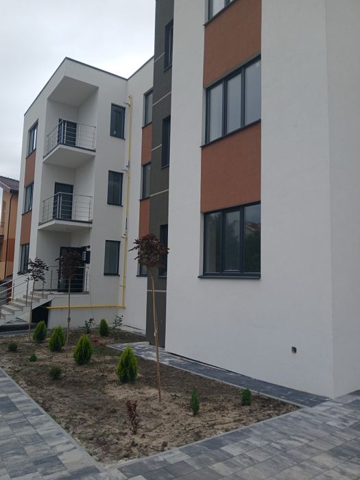 Продаж квартири підходить під програму є оселя..