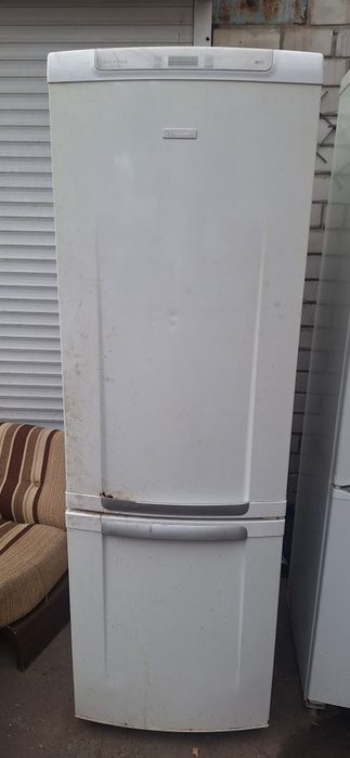 Холодильник Electrolux