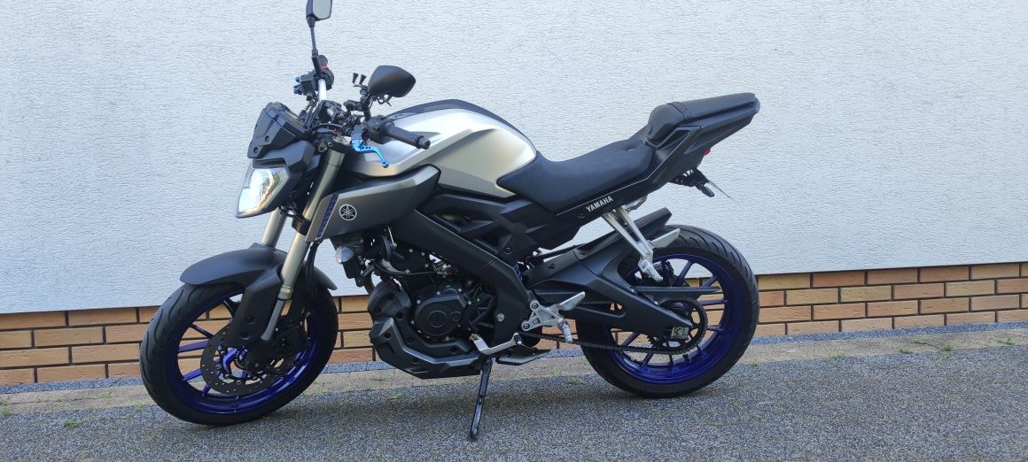 Yamaha mt 125 ABS, wydech Akrapovic, stan  bardzo dobry.