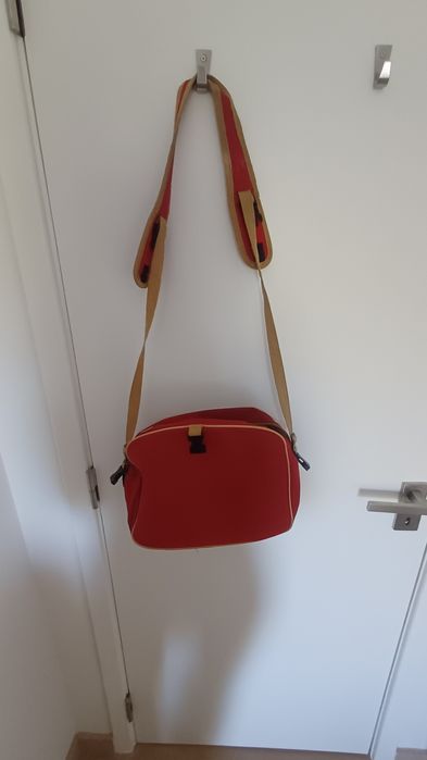 Mala viagem com alças ajustaveis