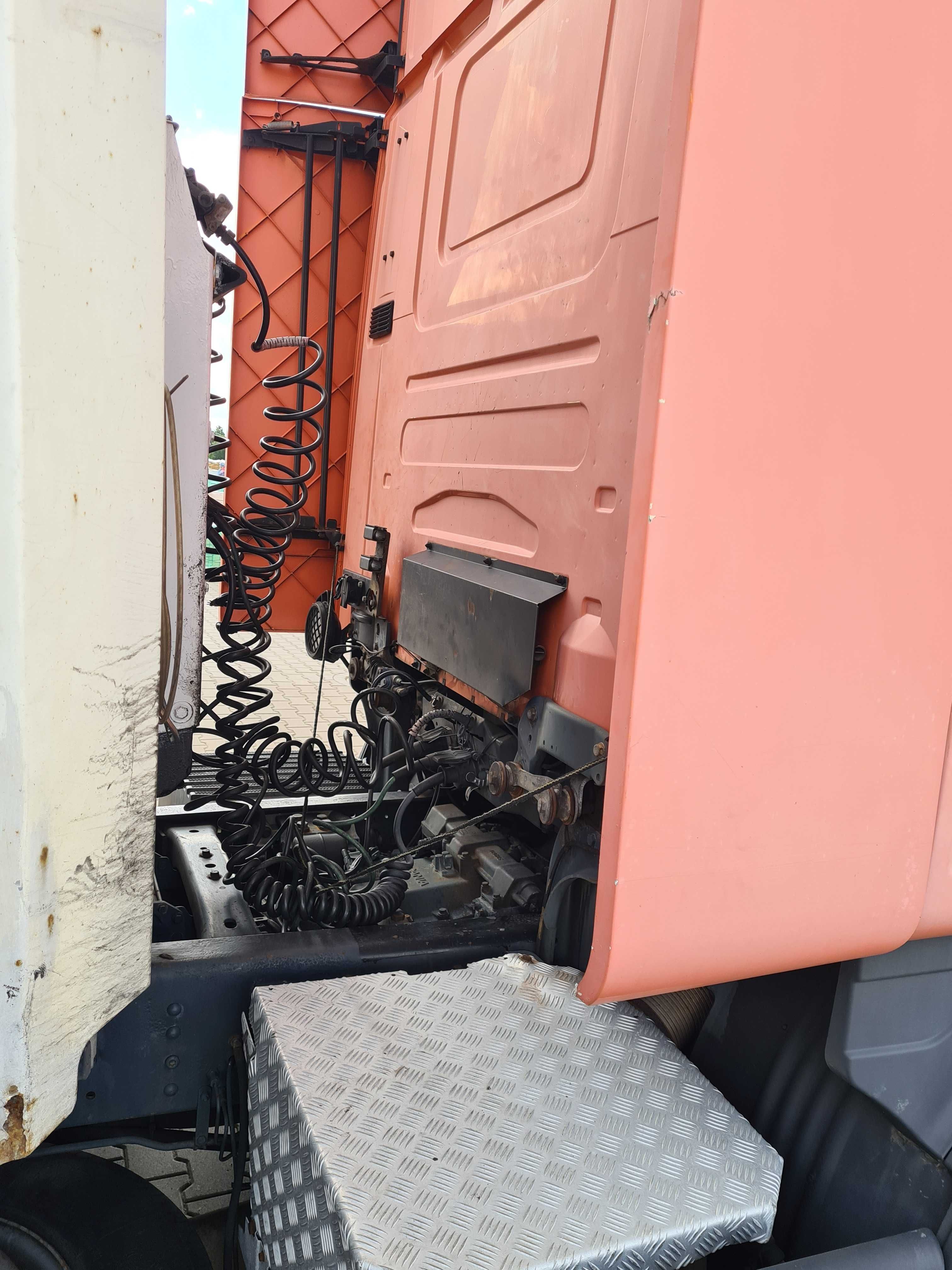 Ciągnik Siodłowy SCANIA Automat