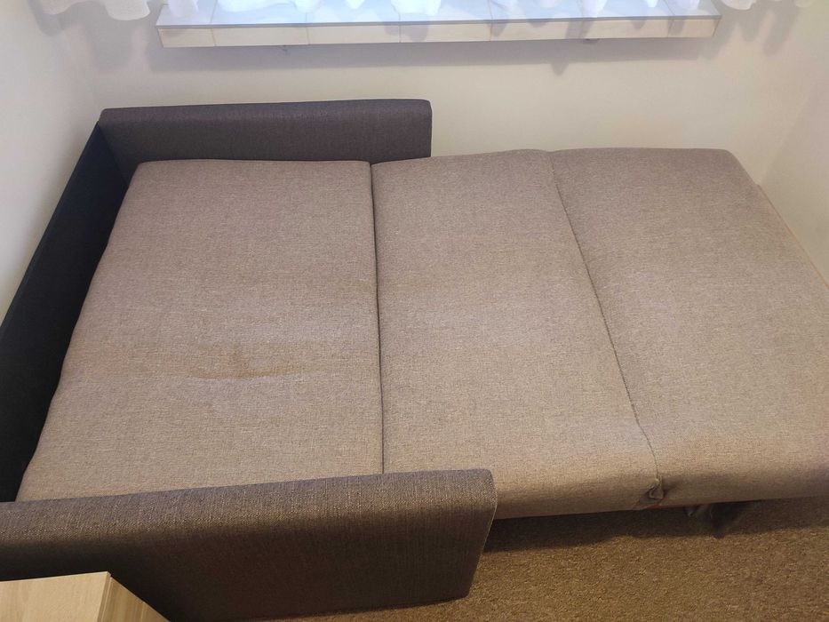 Sofa rozkładana.