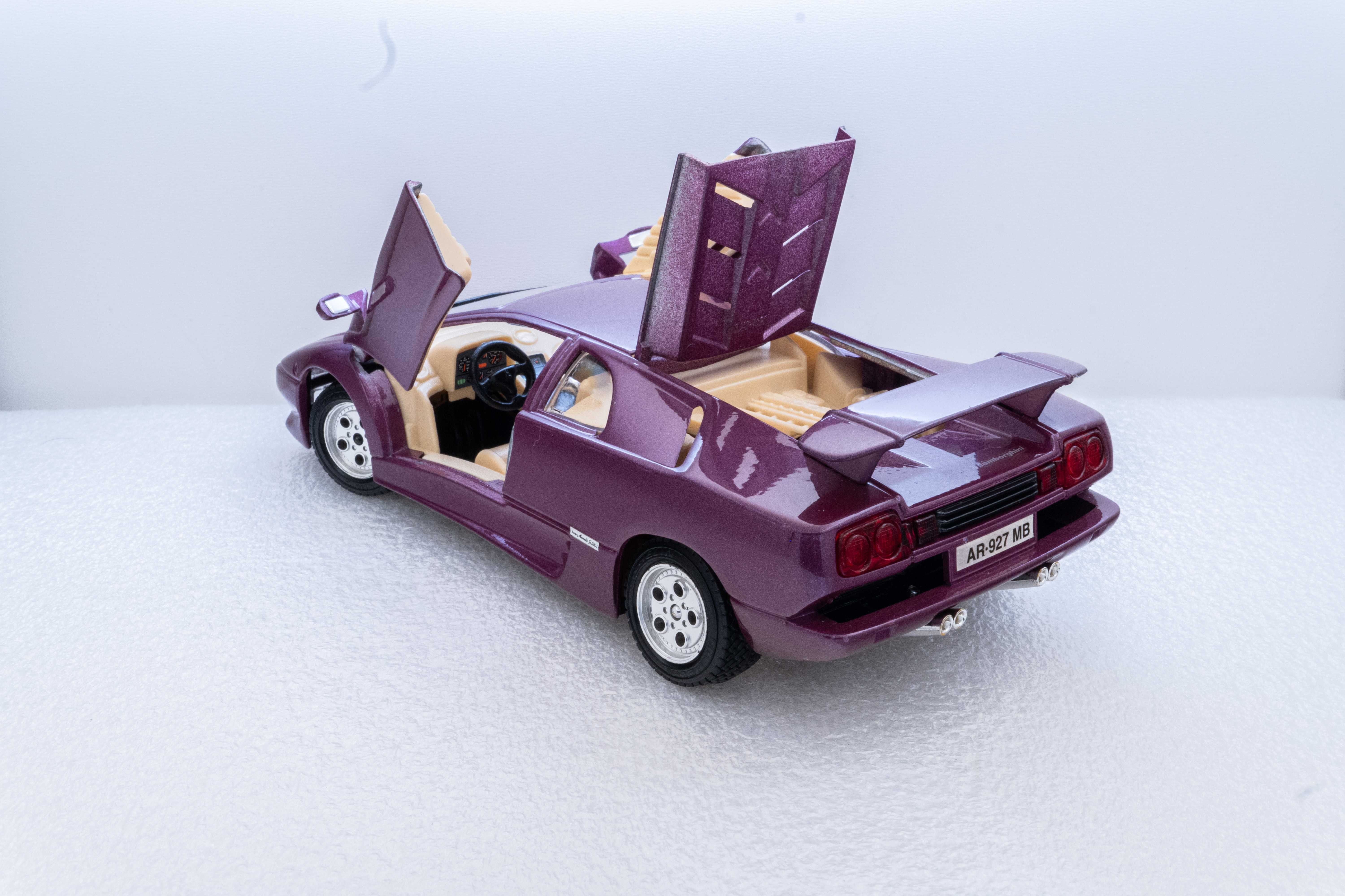 Model Lamborghini Diablo 1990