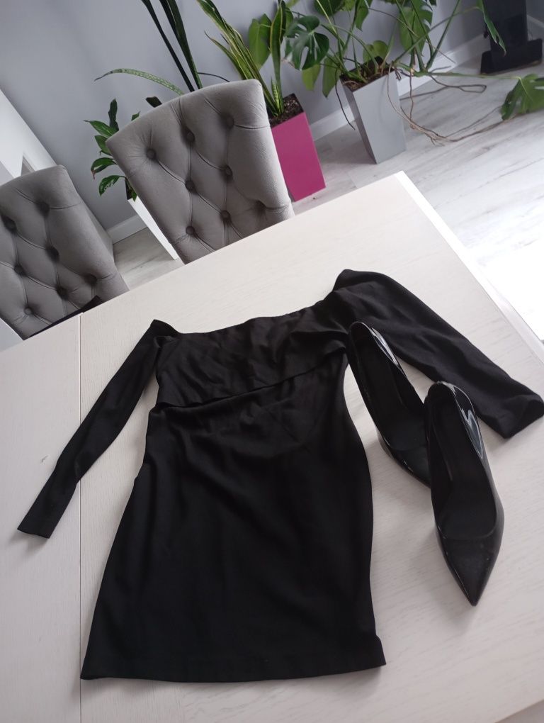 Czarna sukienka H&M M/L odsloniete ramiona