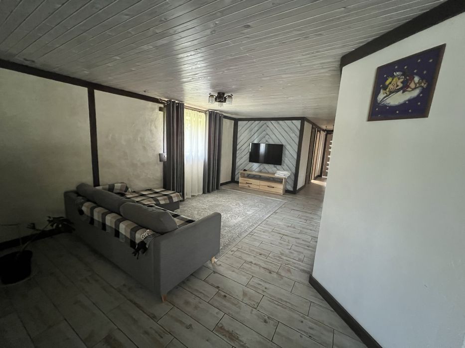 Продаж будинку, Ліщин