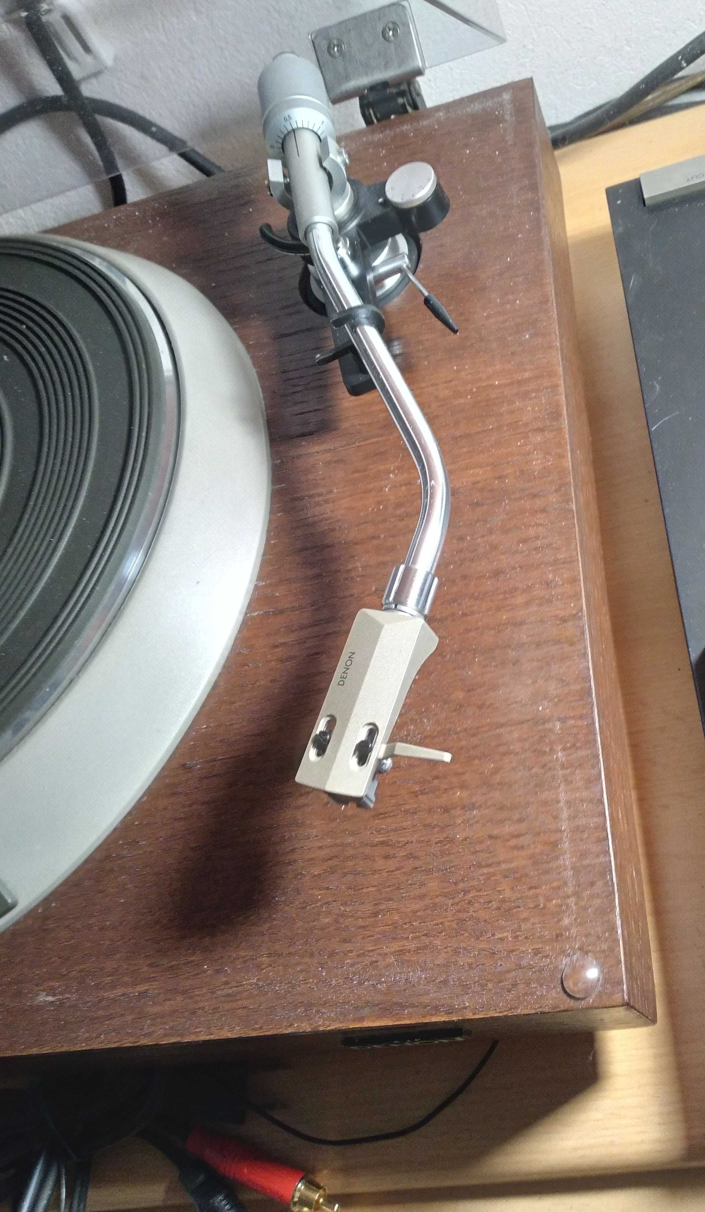 Gramofon Denon Direct Drive Player DP-790