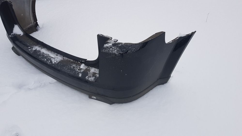 Zderzak + dyfuzor tył tylni tylny z20r czarny opel signum