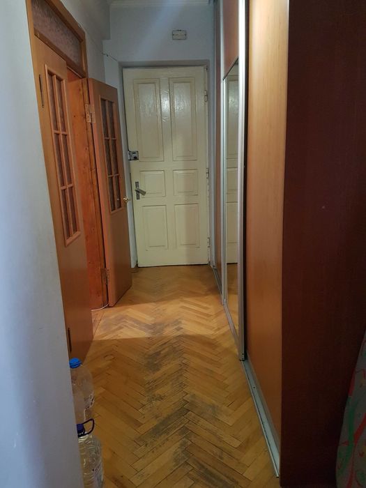 Оренда КІМНАТИ для ДІВЧИНИ на довгий термін УКУ, Лазаренко