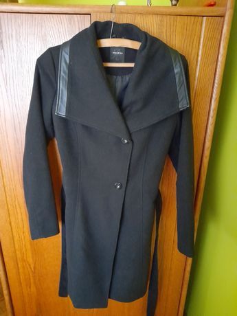 Czarny płaszcz rozmiar 40