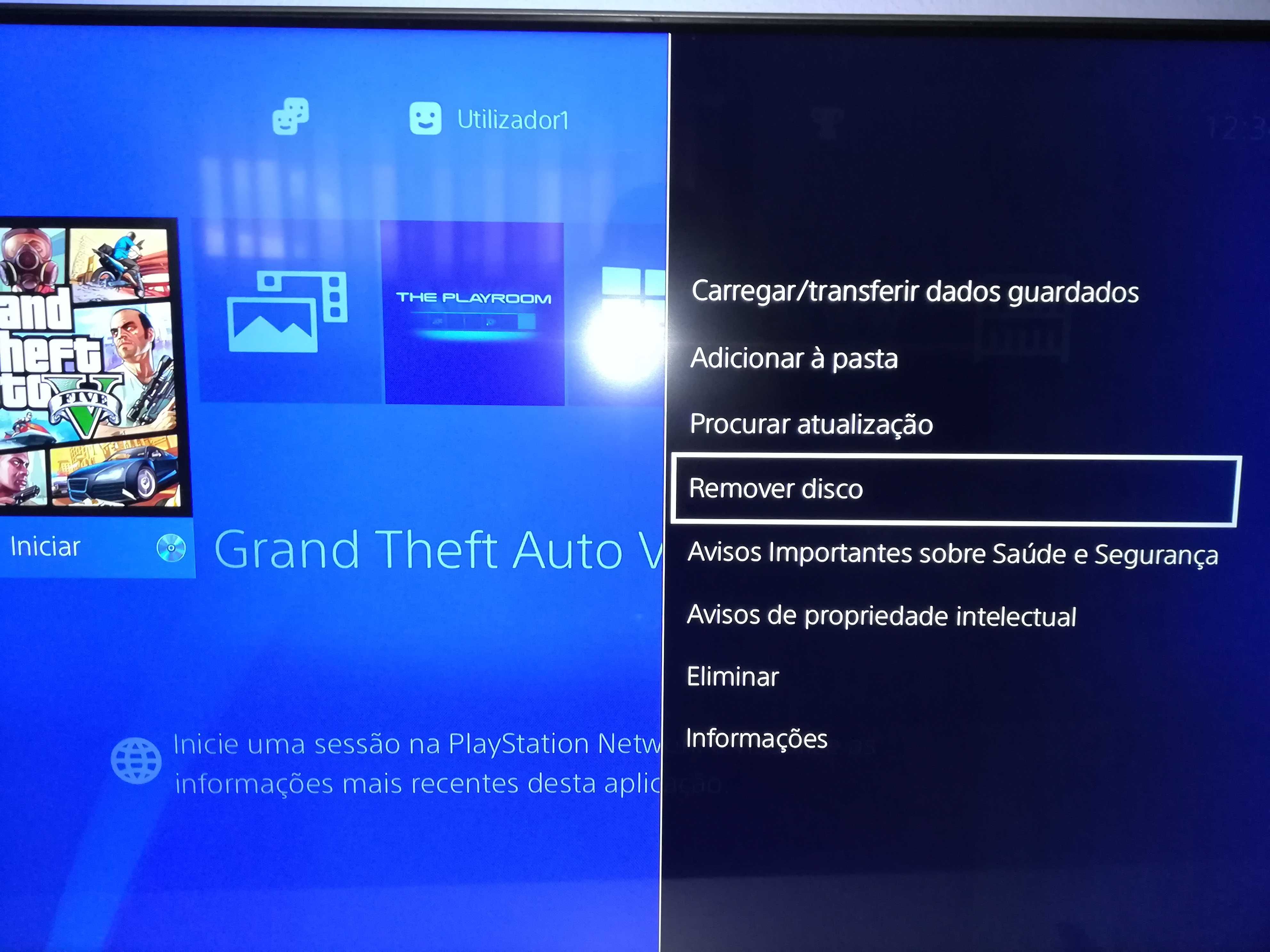 Playstation 4 500GB + 3 Jogos