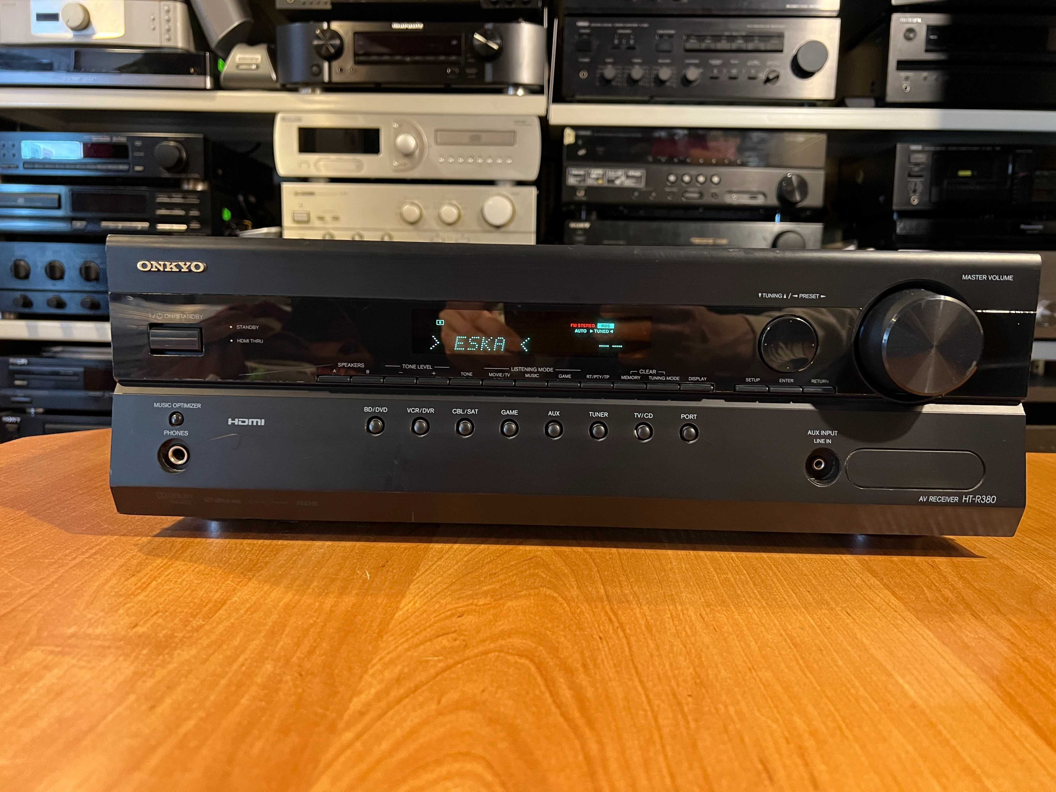 Amplituner Onkyo HT-R380 Audio Room
