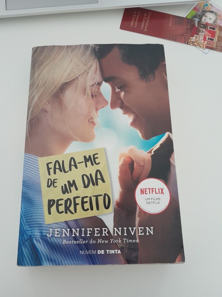 Livro Fala-me de um dia perfeito