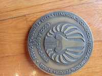 Medalha comerativa dos 100 anos da Escola Ferreira Borges