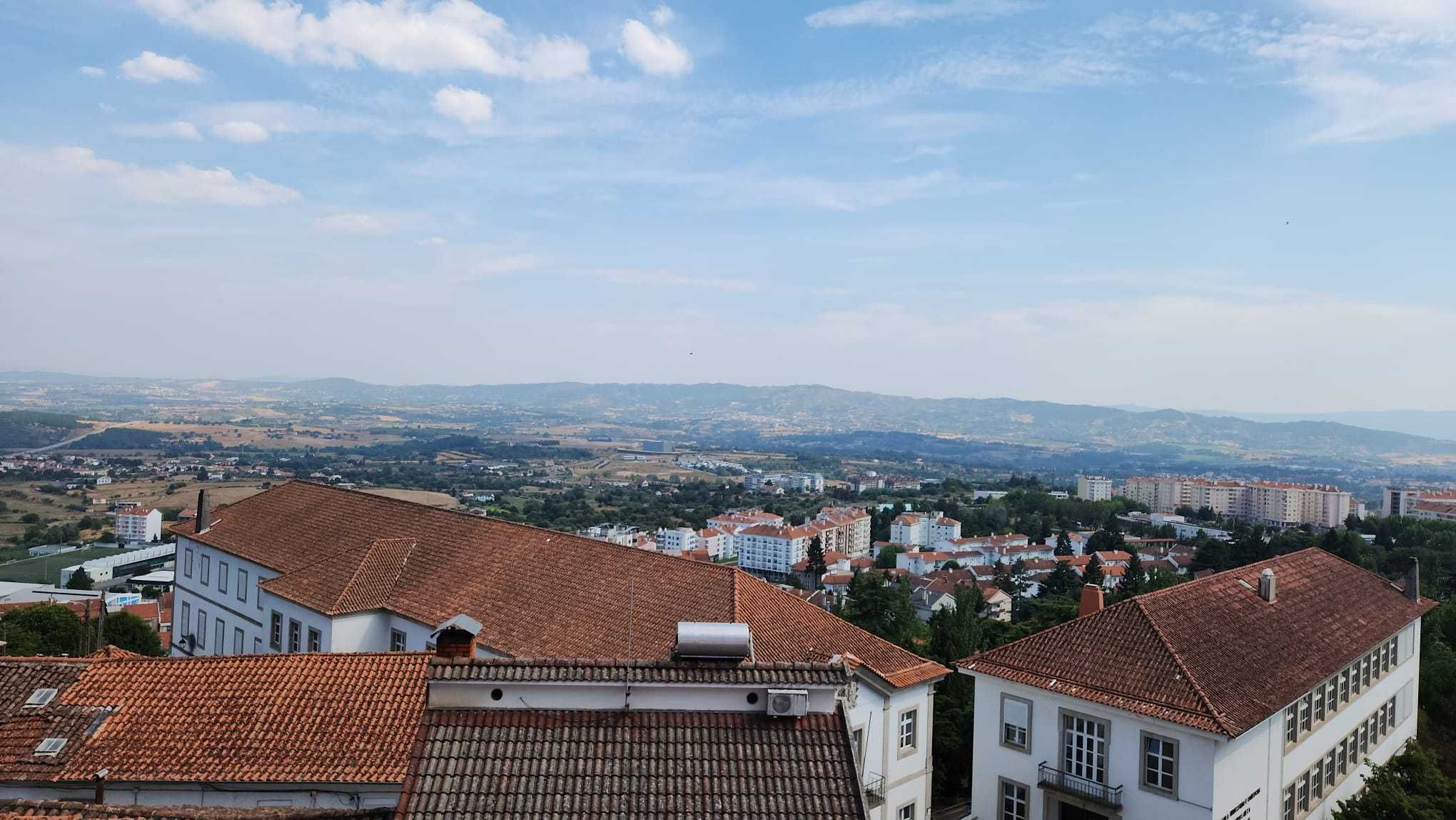 Apartamento T2 - Junto à Campos Melo.