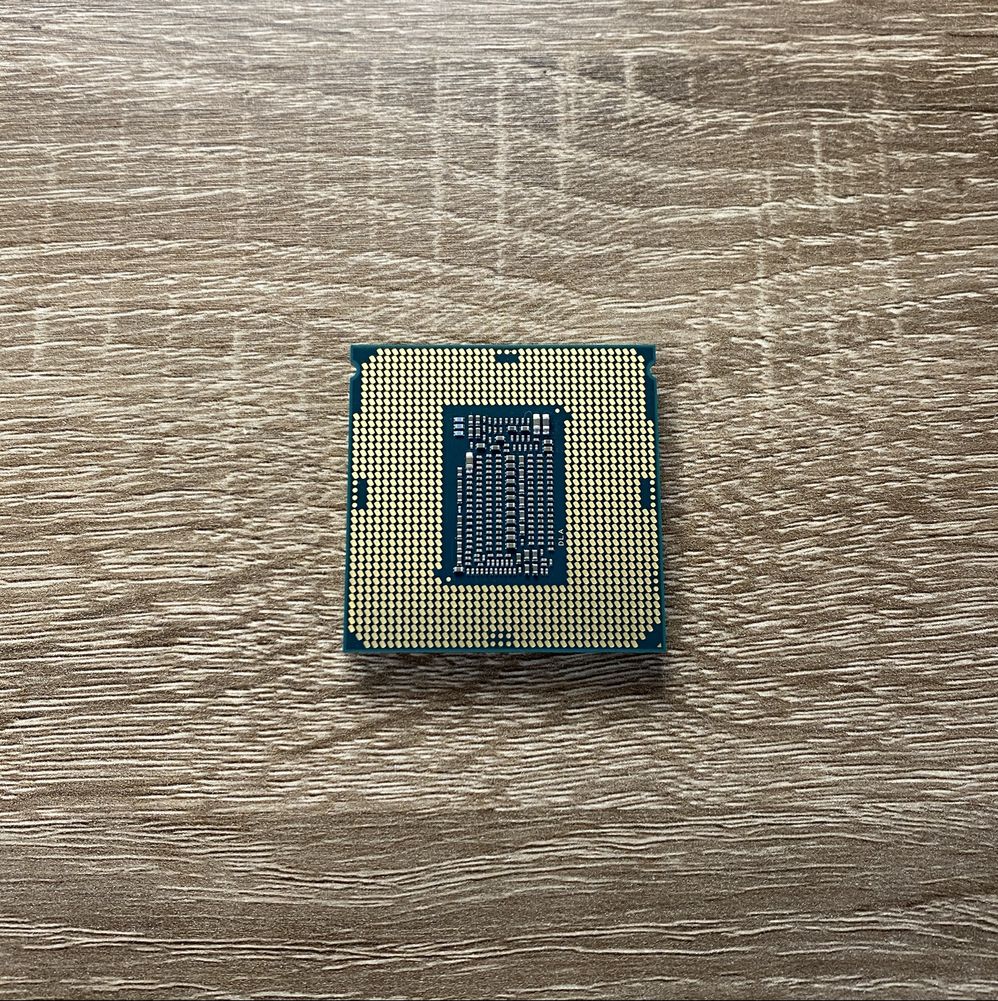 Процессор intel core i9 9900k 8 ядер 16 потоков 5.0 Ггц идеал гарантия