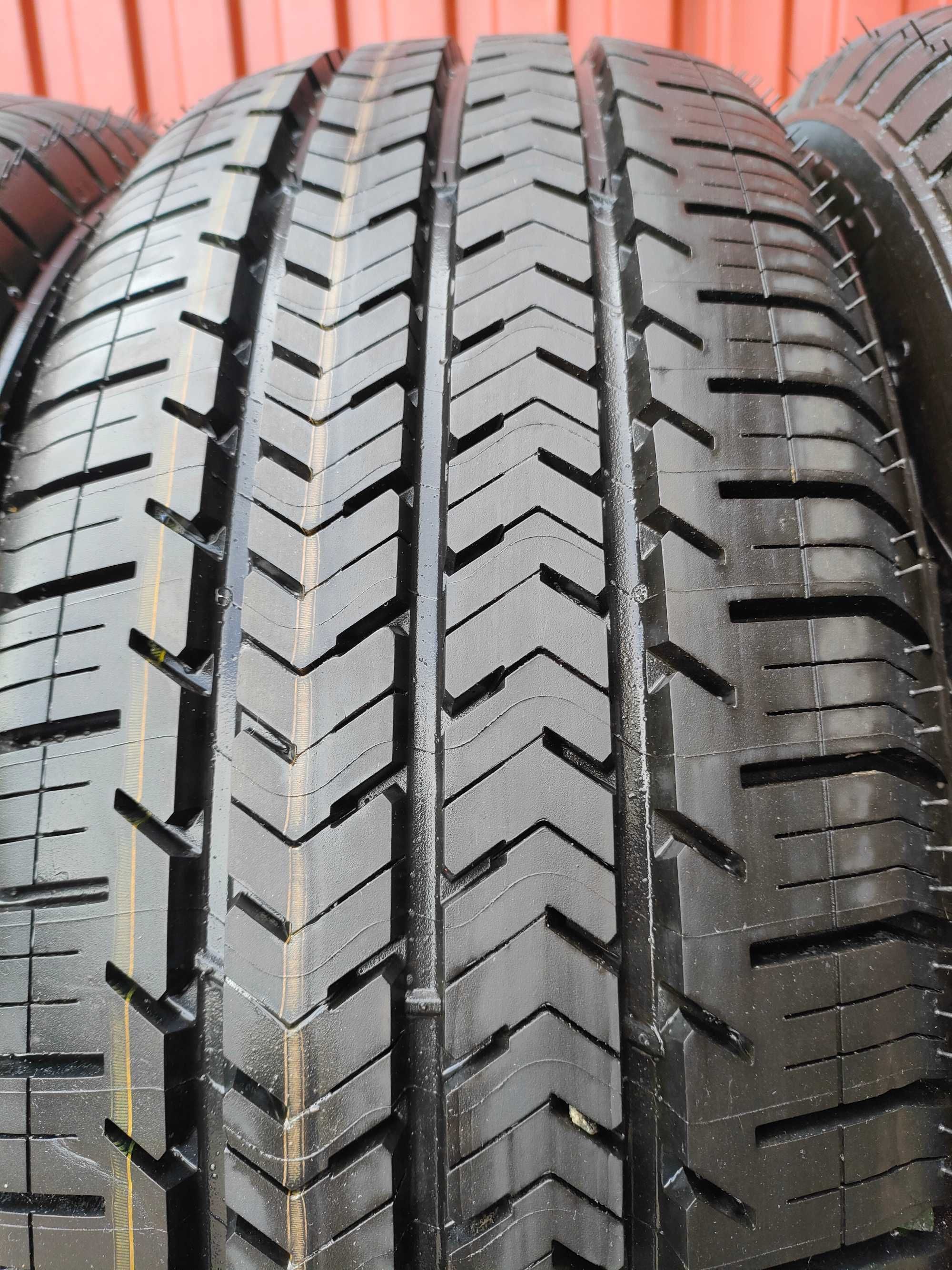 Michelin  Agilis 51 215/65/16 c kpl