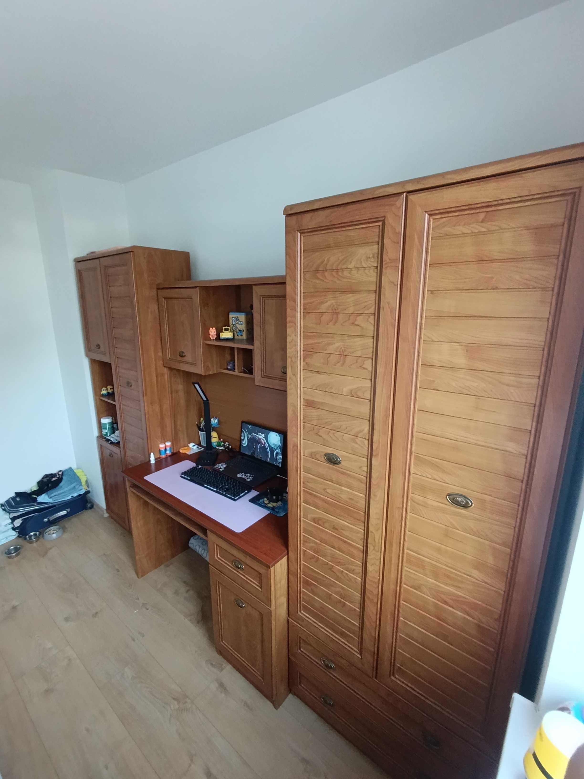 Sprzedam komplet mebli do pokoju dziecięcego