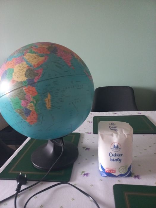 Globus podswietlany lampka nocna