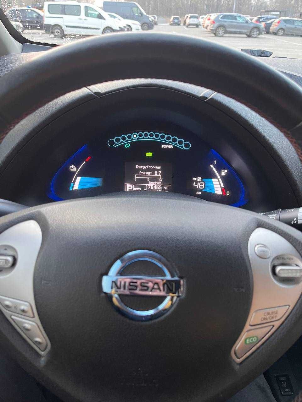 Nissan Leaf 2014 24 кВт 11 поділок Без швидкісної зарядки Львів