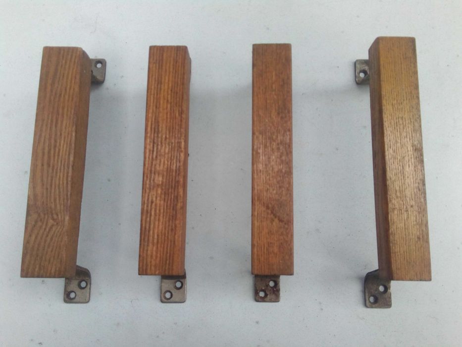 Ручка метало - деревянная на дверь, окно. Пр-во ссср. новая. 4 шт.