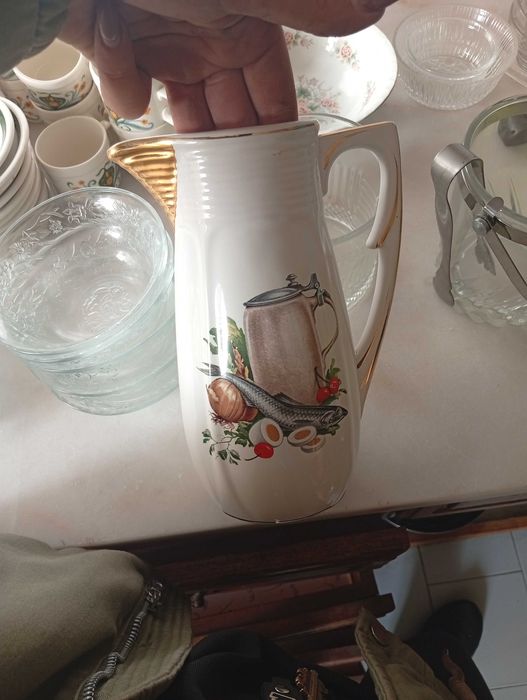 Vários tipos de loiça