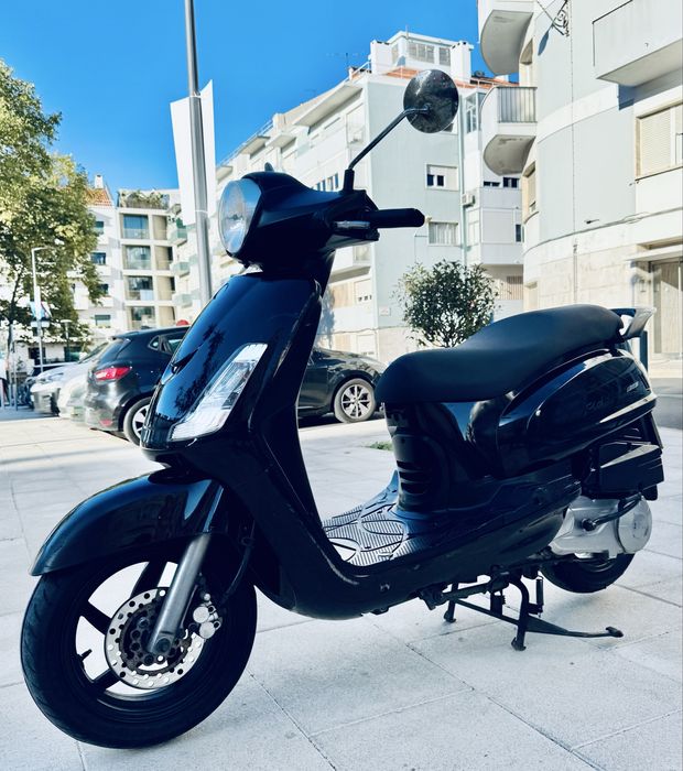 Linda scooter SYM Fiddle 2 125S 2012 com 27mil kms reais!