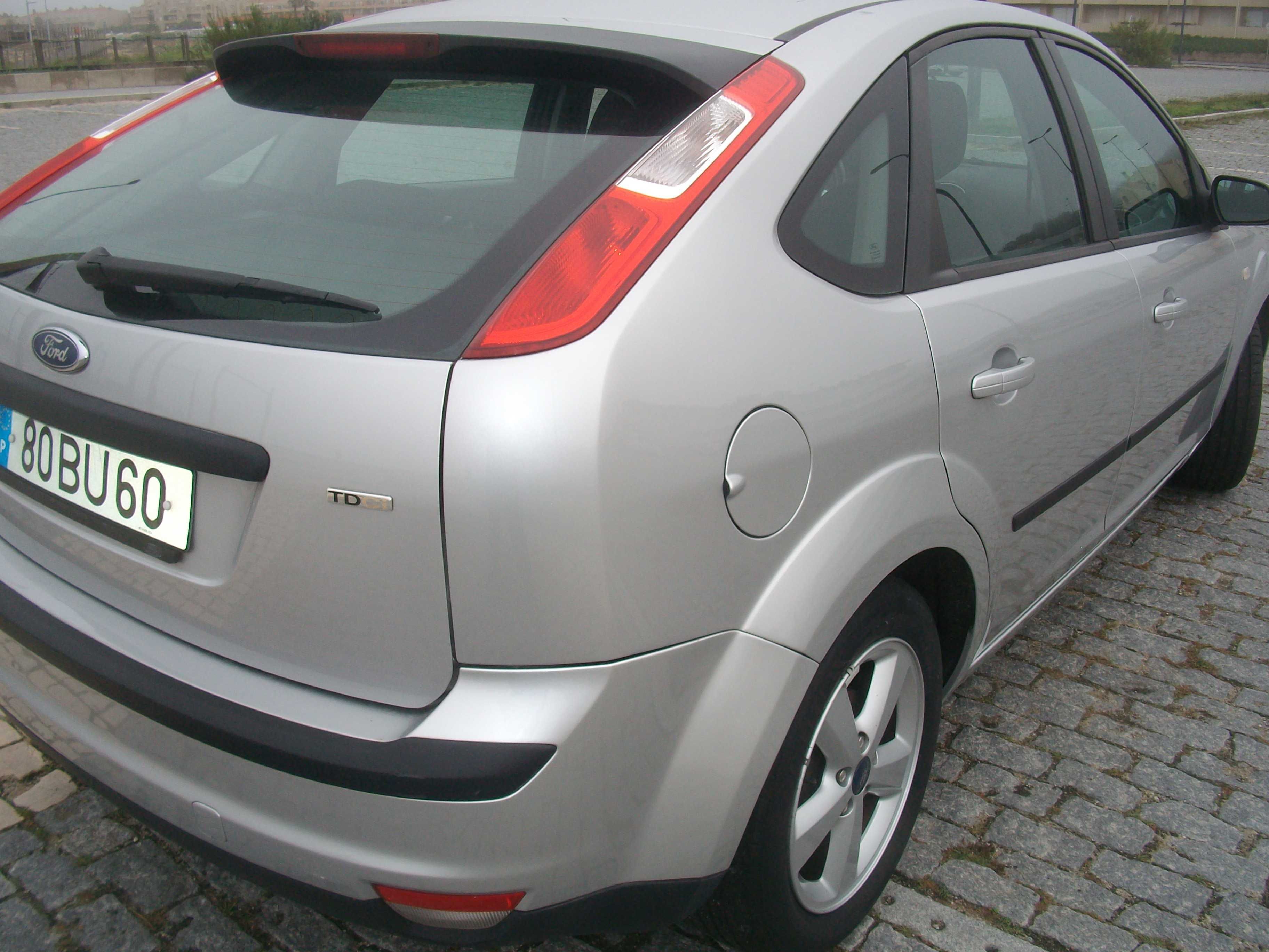 Ford Focus 1.6 TDCI 110cv de 2006 Impecável