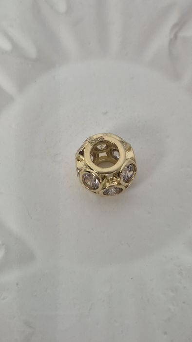 Nowy złoty charms do bransoletki typu Pandora kulka cyrkonie 585