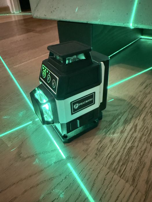 Laser krzyżowy Pracmanu