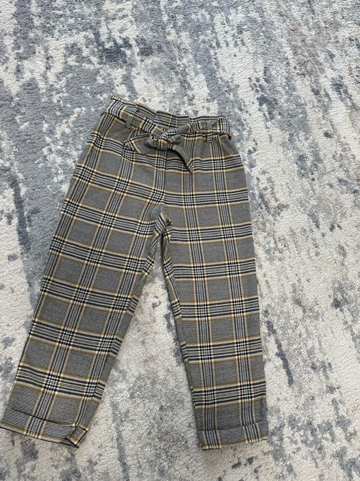 Літні вкорочені штани в клітинку