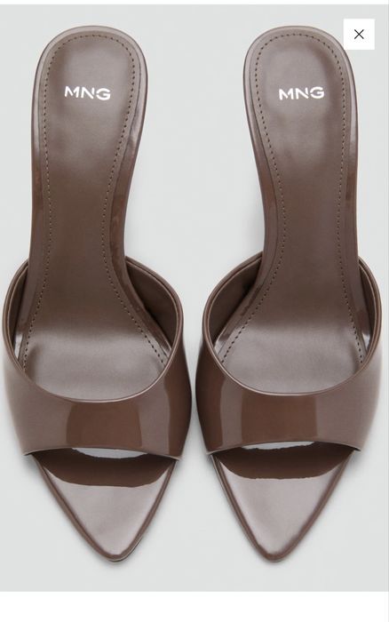 Мюлі Mango є в кольорі Мокко і Чорні