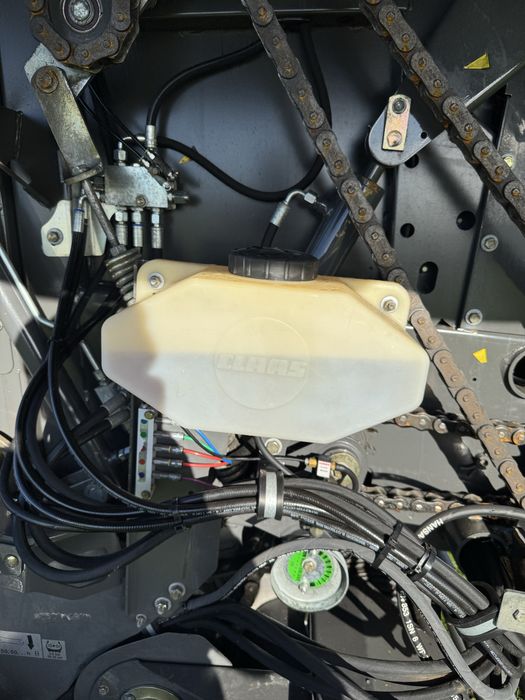 Claas Variant 385 RC Prasa rolująca