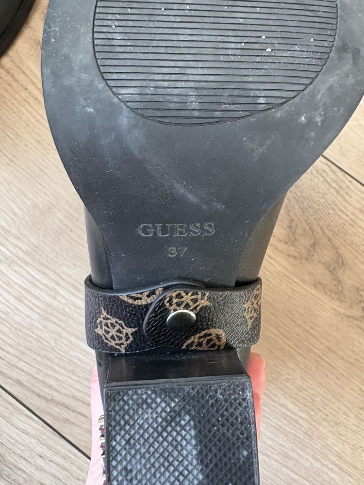 Botki Guess r.37