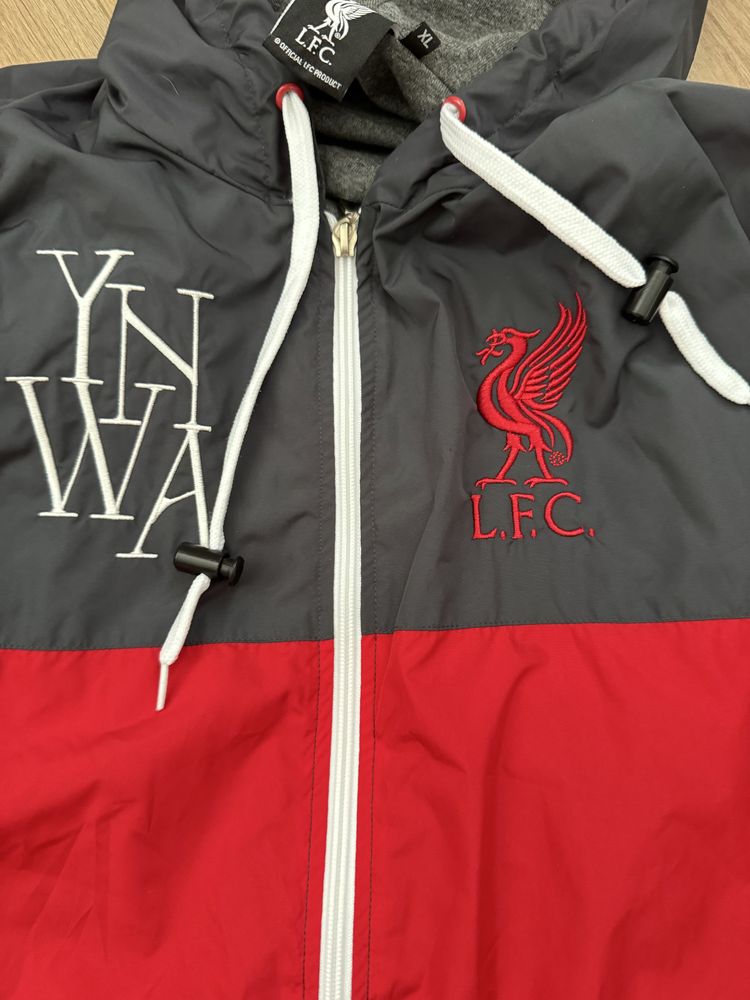 Orginalna kurtka klubu Liverpool F.C