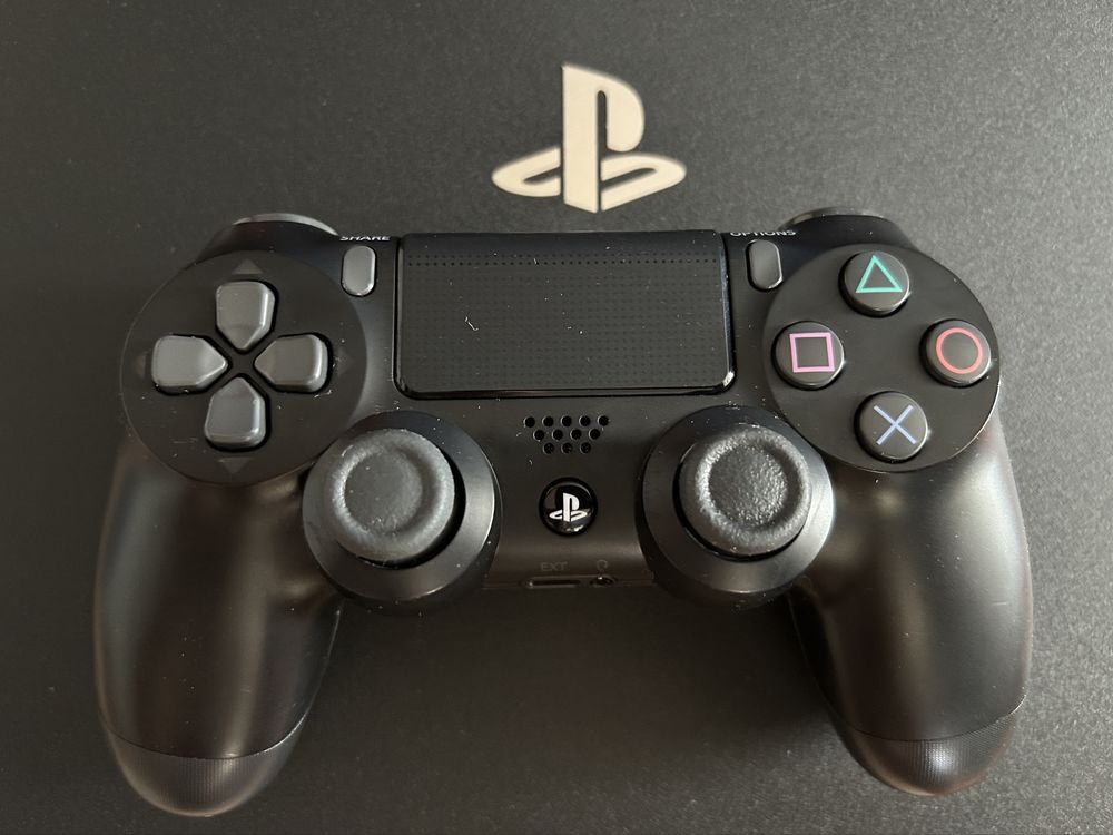Ps4 pro cuh7216b