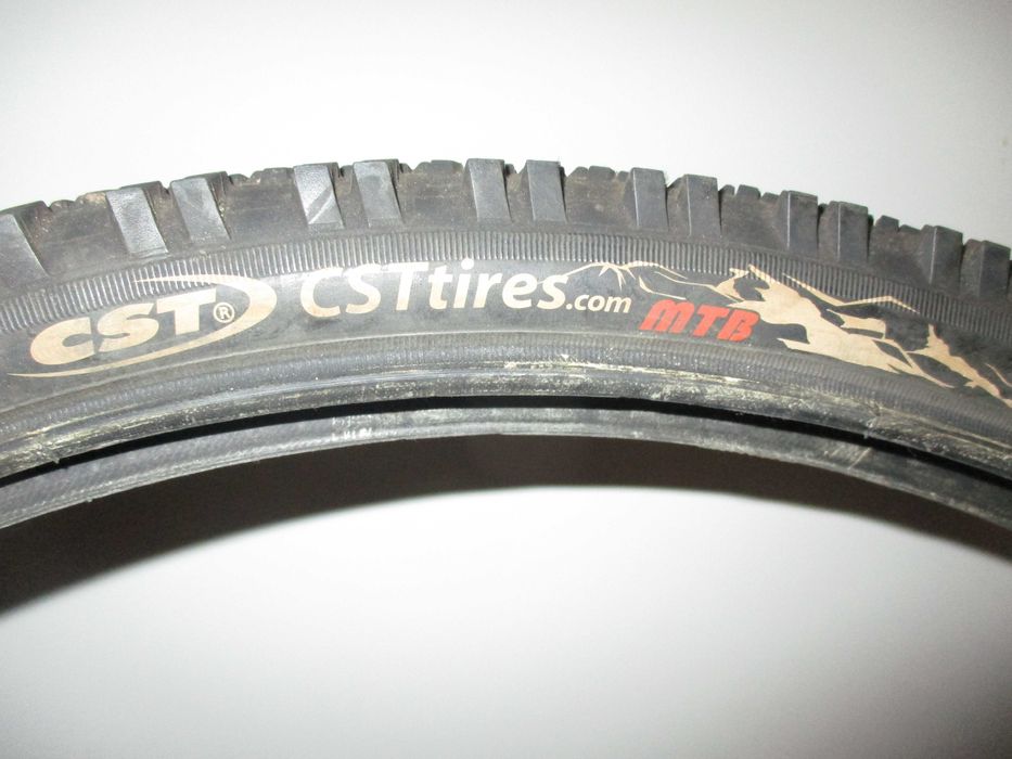 2 opony rowerowe CST MTB 26 x 1,95 jak nowe