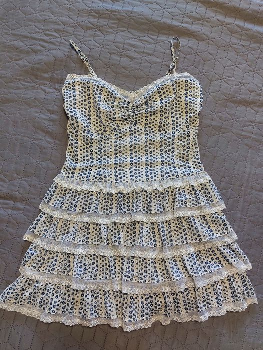 Літня сукня з рюшами