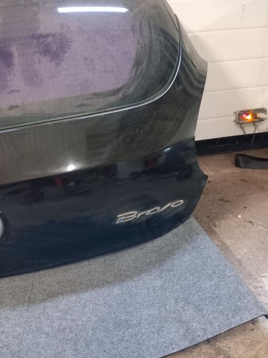 Klapa bagażnika fiat Bravo 2