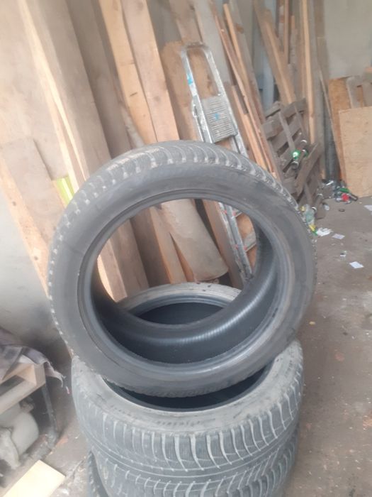 Продам шины 18 низкий