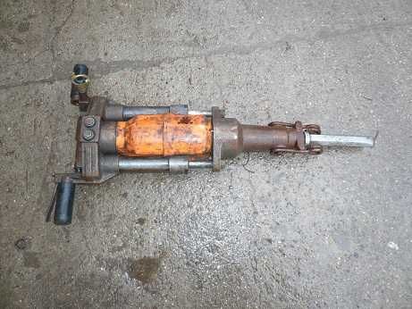 Młot pneumatyczny  PRG - 32